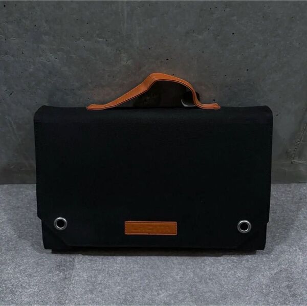 【美品】LACITA ソーラーパネル 81Wチャージャー CITASR-01