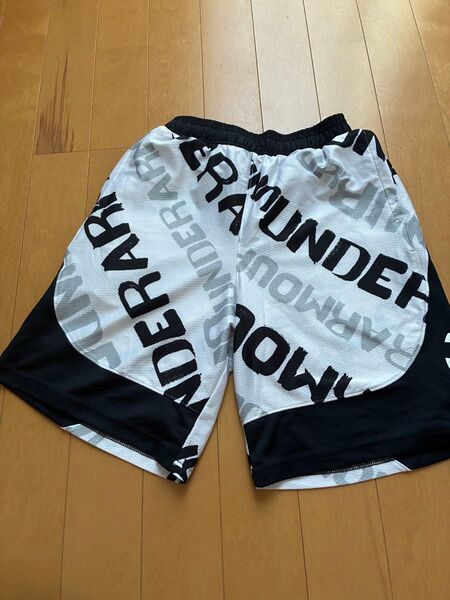 アンダーアーマー ハーフパンツ