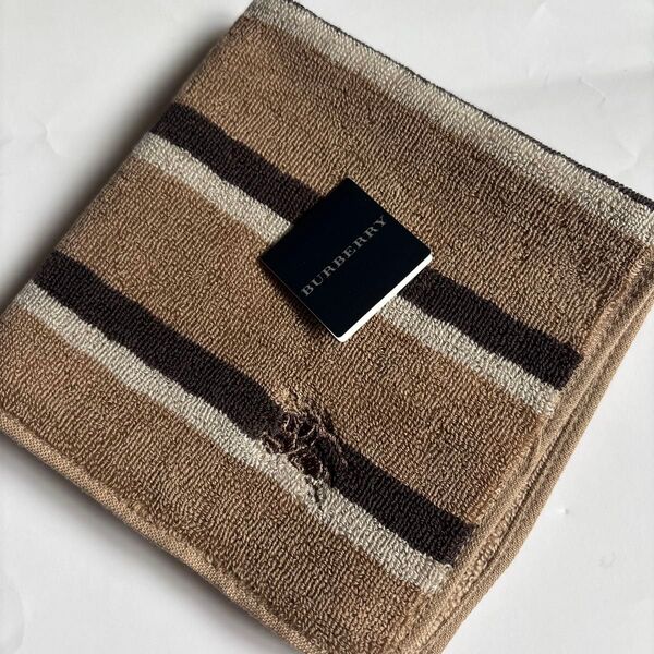 BURBERRY タオルハンカチ ブラウン ストライプ柄