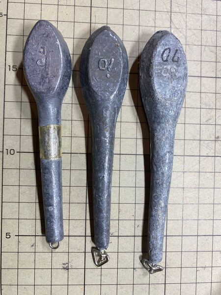 304【中古品】胴付きオモリ 70号 3個