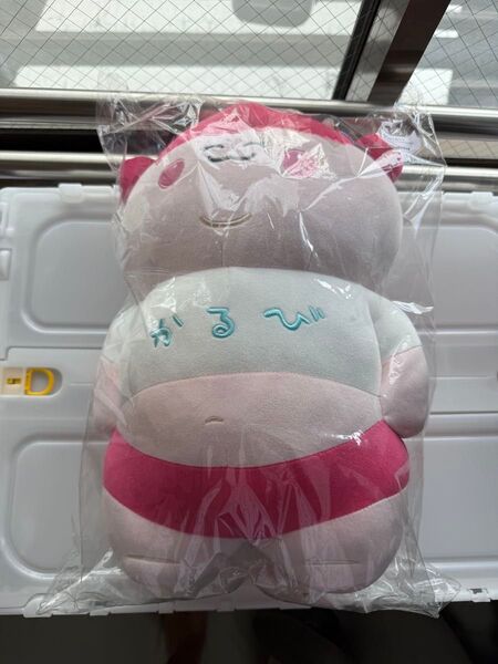 新品未使用です。赤あ見かるびさん デブかるび ぬいぐるみ 2024デザイン