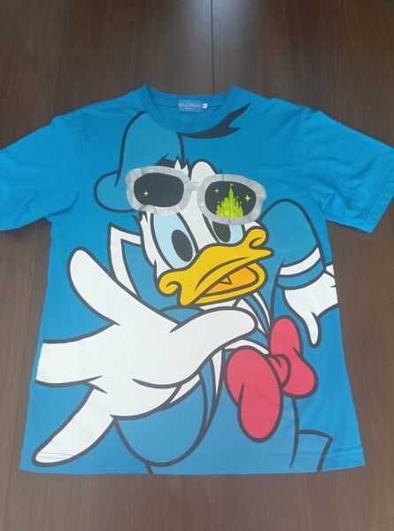 Disney Tシャツ ドナルド Mサイズ サングラス ディズニーリゾート 青 半袖Tシャツ