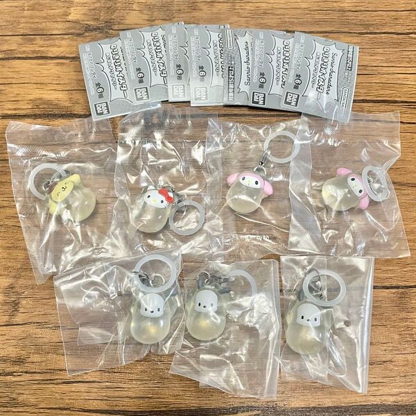 なりきりオイスター めじるしアクセサリー キティ プリン マイメロ ポチャッコ サンリオ ガチャ ストラップ キーホルダー