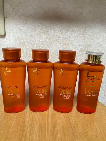 ドクターシーラボ VC100エッセンスローションEX 4本セット 150ml
