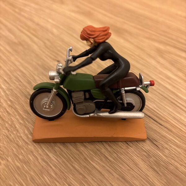 ルパン三世 峰不二子フィギュア バイクセット