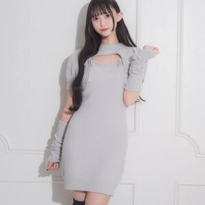 pium アームウォーマー付きマシュマロニットワンピ