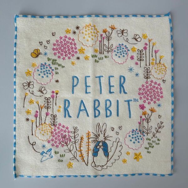 新品 ピーターラビット PETER RABBIT タオルハンカチ ハンドタオル うさぎ 総柄 刺繍 植物 花 鳥 縁取り