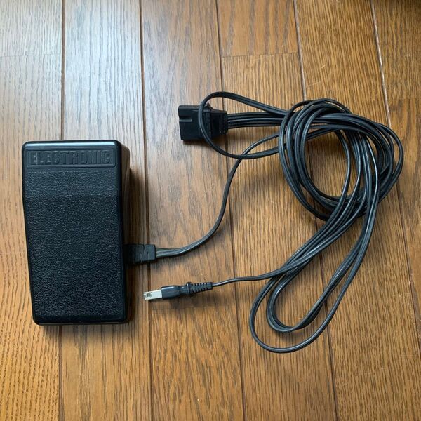JUKI ジューキ baby lock ロックミシン フットコントローラー YC-480 電源コード