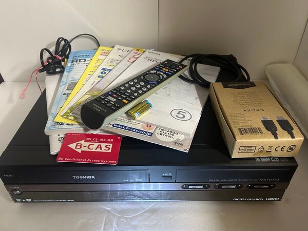 TOSHIBA VTR一体型HDD&DVDビデオレコーダーRD-W300付属品完備/メンテナンス済/VHS→DVDダビング機器