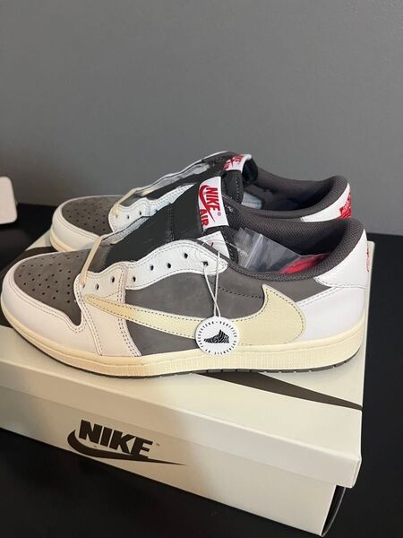 Travis Scott × Nike Air Jordan 1 Low OG SP Reverse Mocha