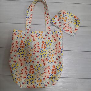 ハンドメイドトートバッグエコバッグポーチおまけ。キッピス生地、カラフルフラワー