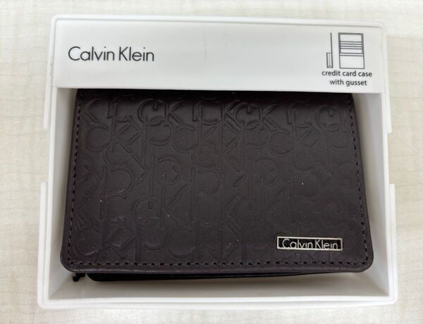 【新品未使用】カルバンクライン カードケース/名刺入74286BR credit card case with gusset箱入