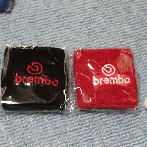 赤黒 brembo ブレンボ タンクカバー マスターシリンダー リストバンド カバー ブレーキフルードリザーバータンク