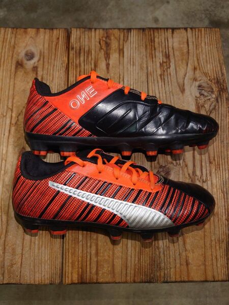 PUMA プーマ ジュニア サッカーシューズ スパイク 21センチ 屋外用