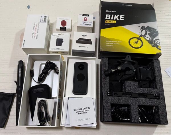 Insta360 ONE X2 見えない自撮り棒 バイク撮影キット 純正バッテリー その他おまけ色々
