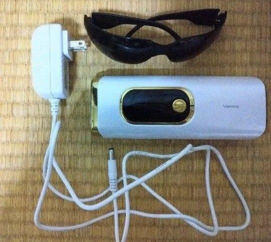 サファイア冷感脱毛器 家庭用 顔腕足VIO脇下 威力調整可能 光脱毛 家庭脱毛器 ヘアブラシ