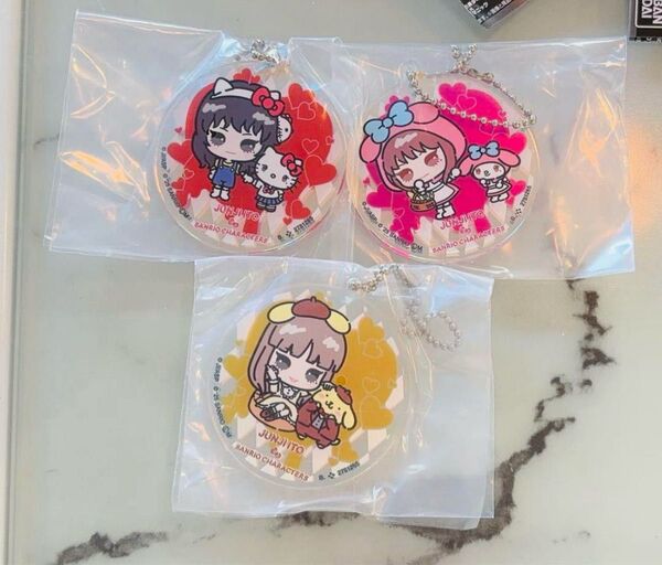 ガチャ 伊藤潤二 サンリオキャラクターズ アクリルチャーム デフォルメ富江