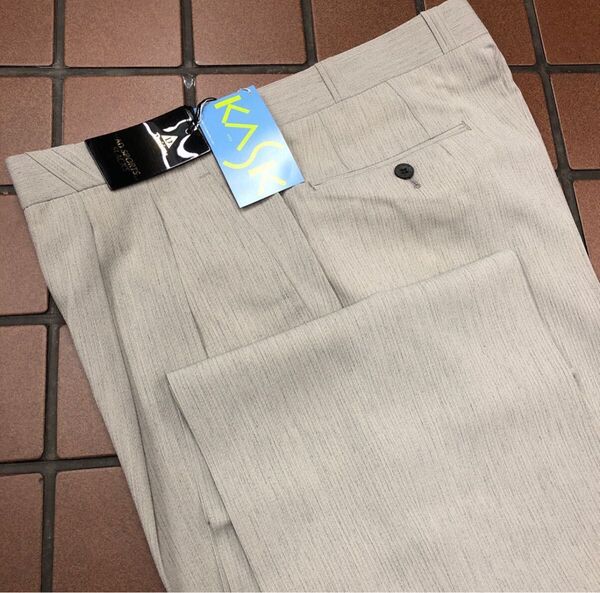 新品☆未使用 麻入り W91 グレー メンズパンツ スラックス ビジネス ゴルフウェア GOLFパンツ さらさら ウォッシャブル