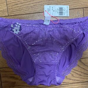 【Triumph】 紫 パンツ M Amos Style