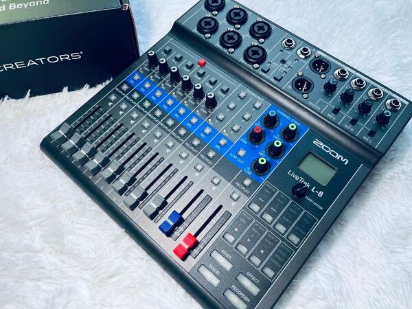 ズーム ZOOM LiveTrak ミキサー L-8 l8