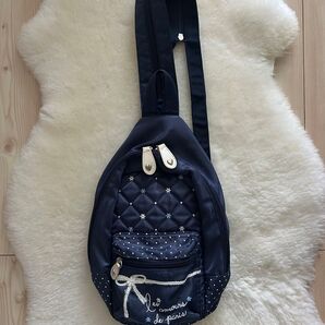 極美品 メゾピアノ ボディバッグ リュック 2way
