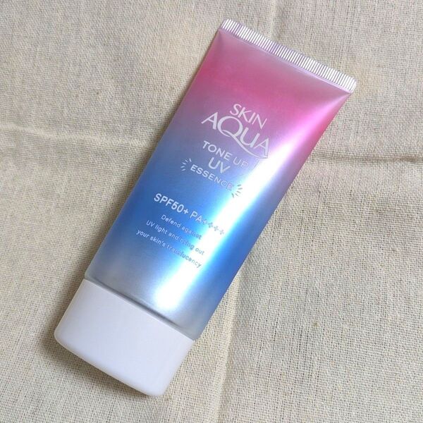 スキンアクアトーンアップUVエッセンスa ラベンダー 日焼け止めエッセンス 顔・からだ用 SPF50+/PA++++