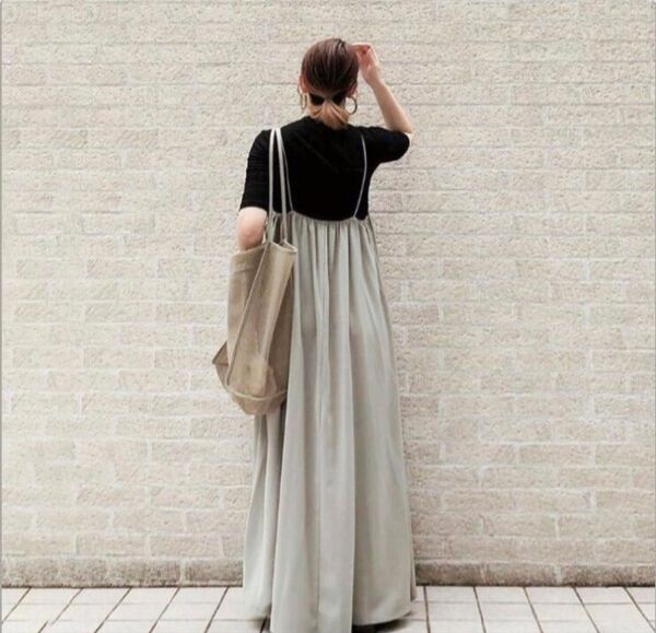 キャミソールワンピ ワンピース ロング丈 春夏 ゆったり とろみ感 ベージュ サロペット 体型カバー モテコーデ おしゃれ