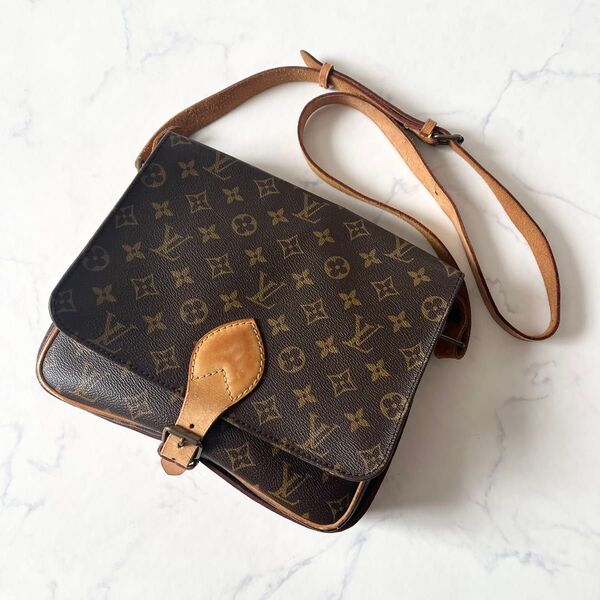 LOUIS VUITTON ルイヴィトン モノグラム 総柄 ショルダーバッグ カルトシエールGM PVC レザー M51252
