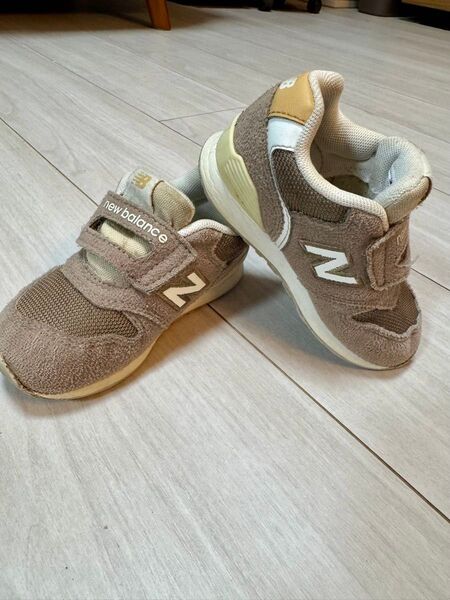 New Balance 996 14センチ ベビーシューズ ブラウン ニューバランス スニーカー