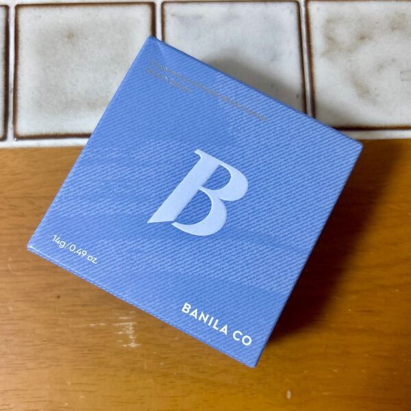 新品未使用品BANILA CO バニラコ ホワイトクッションファンデ デニム エディション21 アイボリー