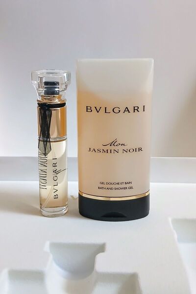 【レア】廃盤 BVLGARI Mon Jasmin Noir ブルガリ モン ジャスミン ノワール 香水 ほぼ満量