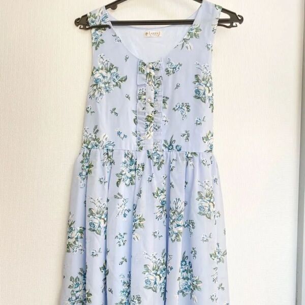 axes femme ノースリーブワンピース 水色 花柄 Mサイズ