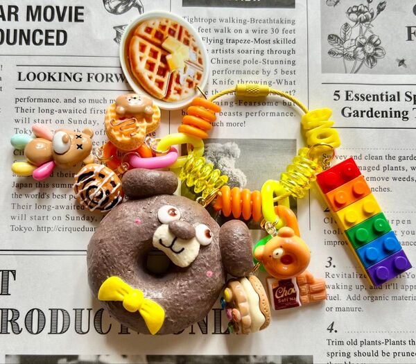 じゃらじゃらキーホルダー ハンドメイド フェイクフード くまちゃん ドーナツ