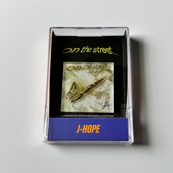 BTS J-HOPE ホビ 展示会 AND WHAT? マグネット ON THE STREET