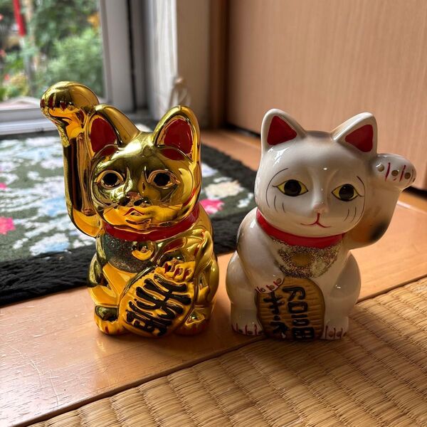 招き猫 陶器 置物 2つセット