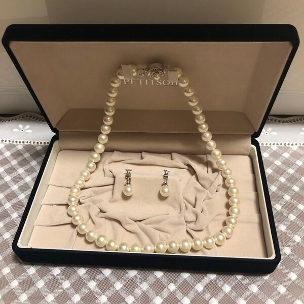 新品 東京ソワール プチソワール 貝パールネックレス&イヤリングセット