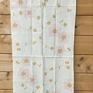 未使用美品 サクラ 桜 花柄 デザイン ディスプレイマット テーブルランナー スカーフ ハンドメイド布