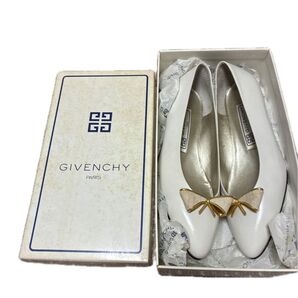美品 GIVENCHY PARIS パンプス 白 ホワイト フランス 36サイズ