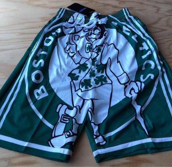 新品!Mサイズ!バスケハーフパンツ 短パン バスパン NBA セルティックス
