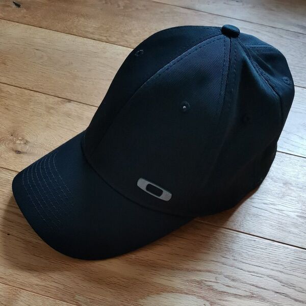 OAKLEY キャップ 黒 ゴルフ