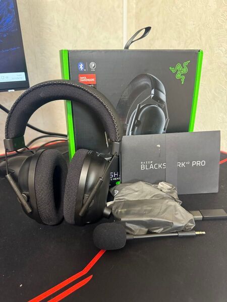 Razer BlackShark V2 PRO (アップグレードモデル) ゲーミングヘッドセット