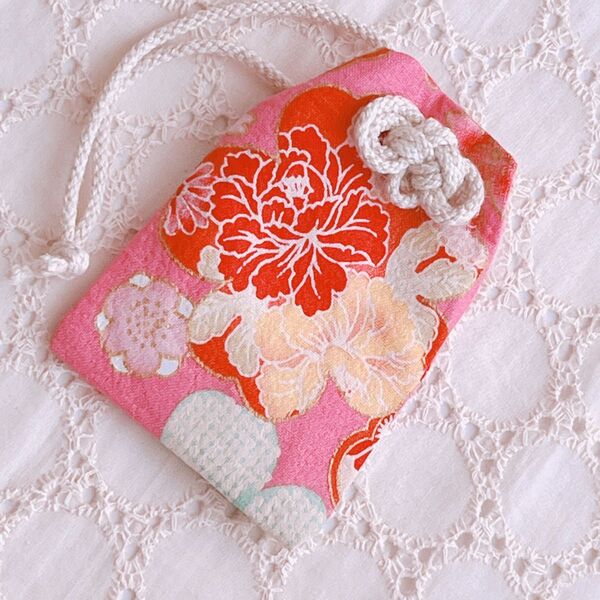 二重叶結びのお守り袋 《amulet case》