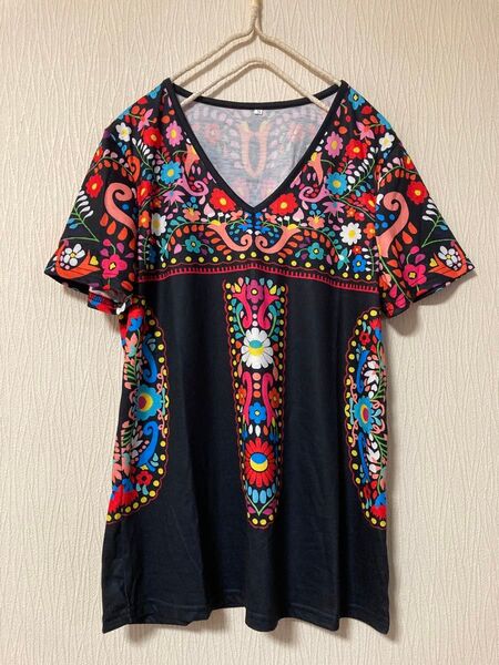 メキシコっぽい カットソー メキシカン トップス 花柄 半袖 ブラック