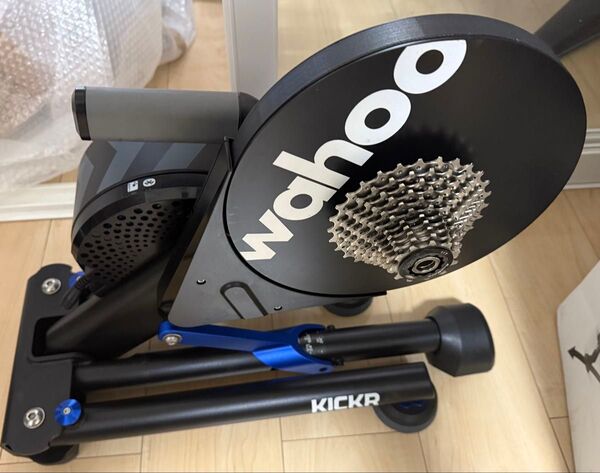 箱付き wahoo KICKR スマートトレーナー V5 キッカー