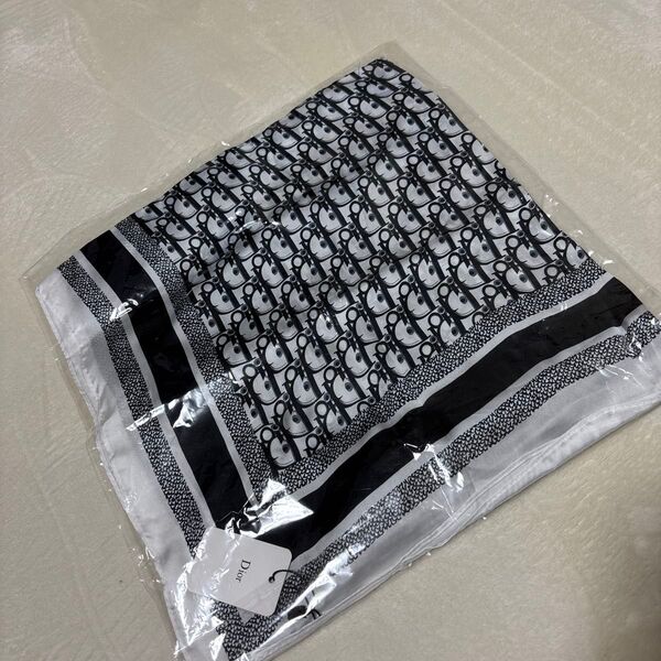 新品 スカーフ