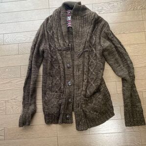 ケーブル編みカーディガン ブラウン