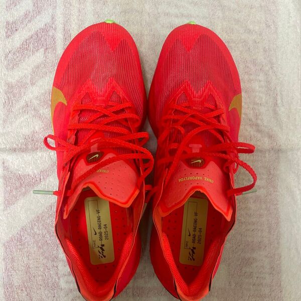 NIKE ヴェイパーフライ4 26.5cm