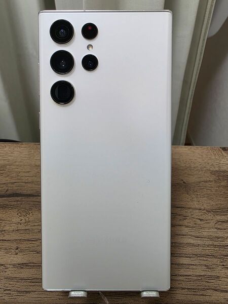 Galaxy S22 Ultra ホワイト SIMフリー (香港版SM-S9080) 保護フィルム付き Galaxy