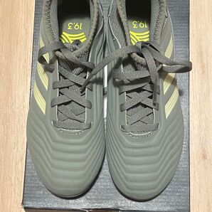 新品未使用【adidas Predator 19.3 グレー/イエロー19cm】