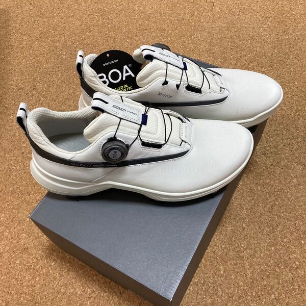 最終値下げ 新品 ecco ゴルフシューズ メンズ BOA エコーバイオムG5 ゴアテックス 25センチ ソフトスパイク鋲タイプ